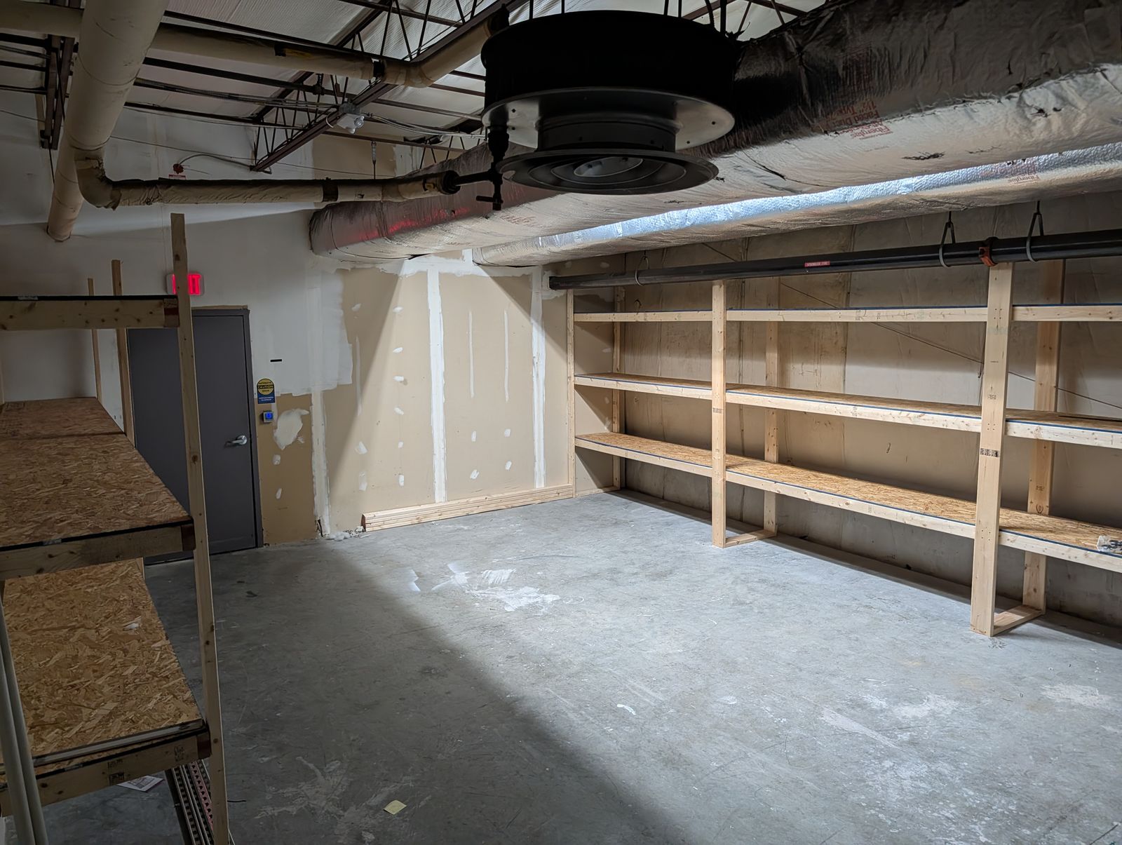 Photo 26 of Class A Office Suite Available For Lease