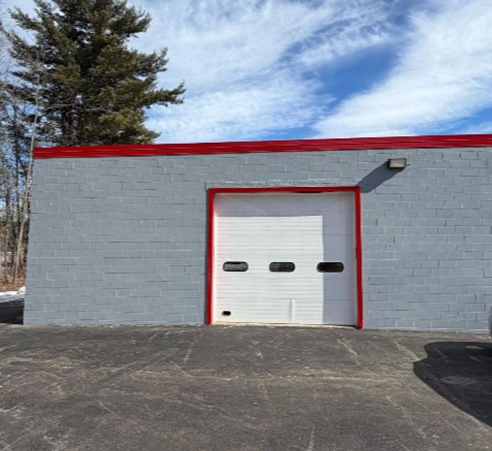 Photo 3 of 1100 Hooksett Rd