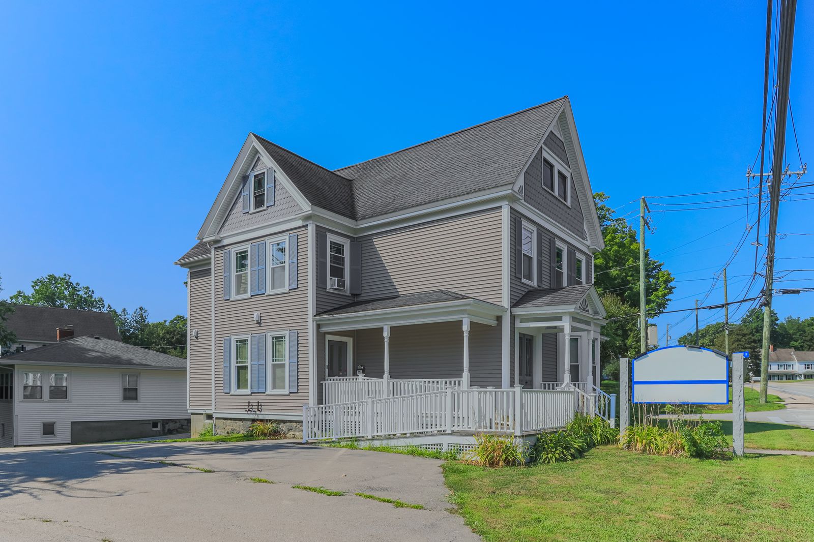 Photo 5 of Mixed Use Building For Sale