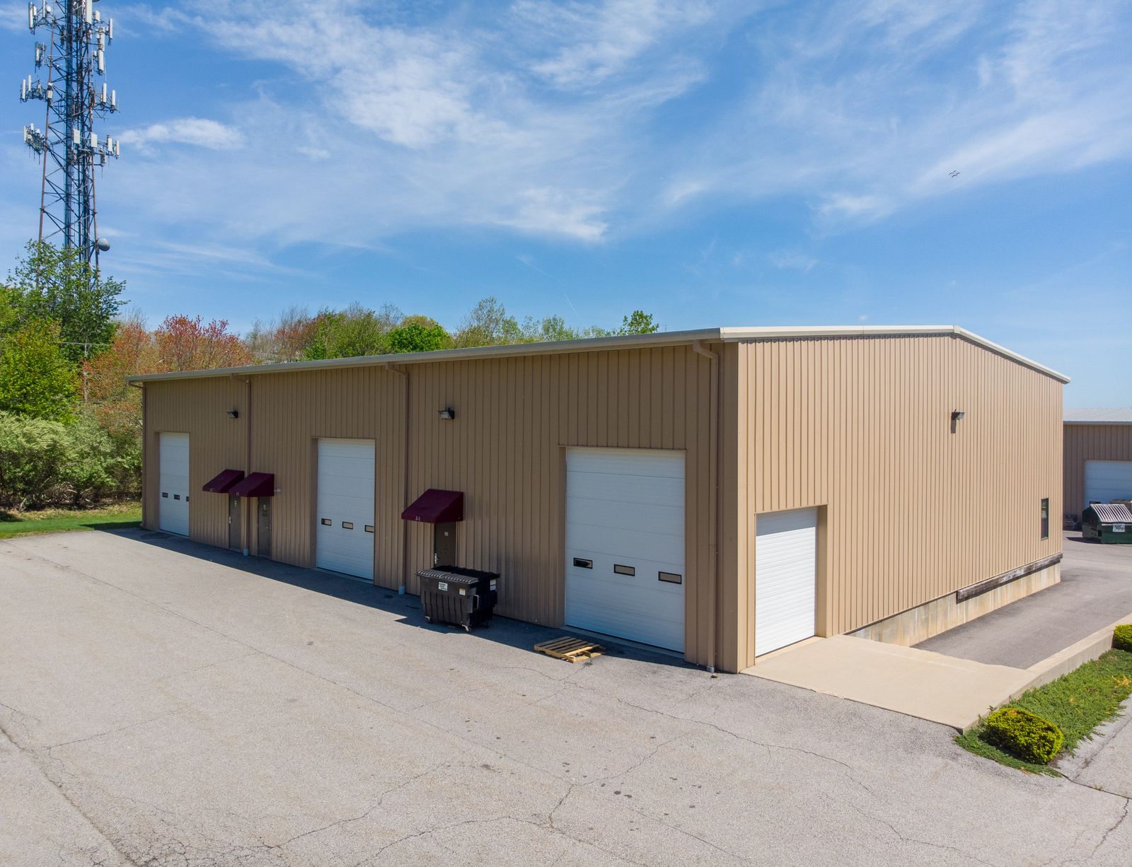 Photo 4 of Prime Light Industrial Unit