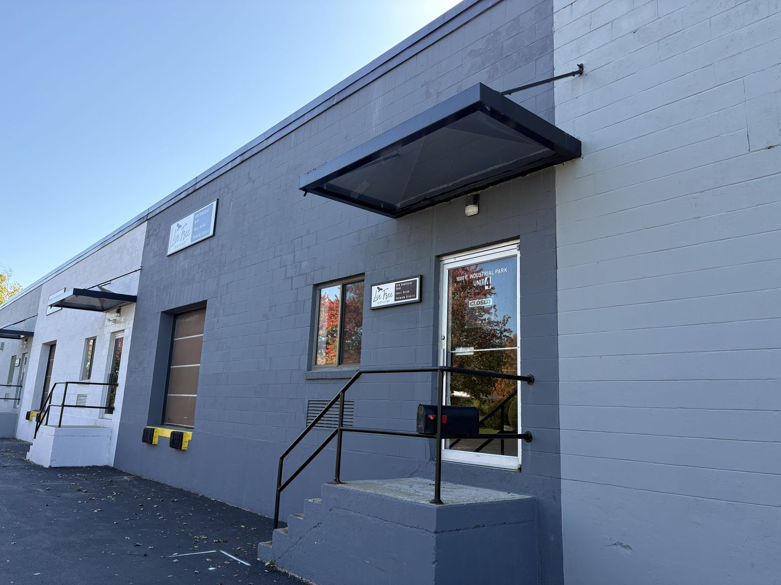 Photo 2 of Versatile Industrial/Flex Space | 2,008 SF