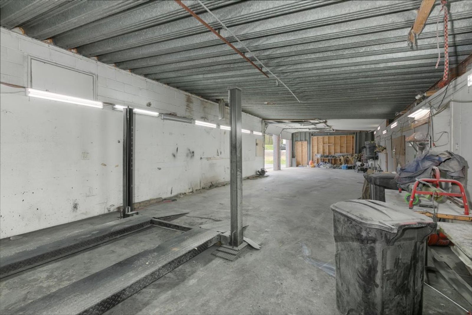 Photo 48 of 415 Emerson Ave Hampstead