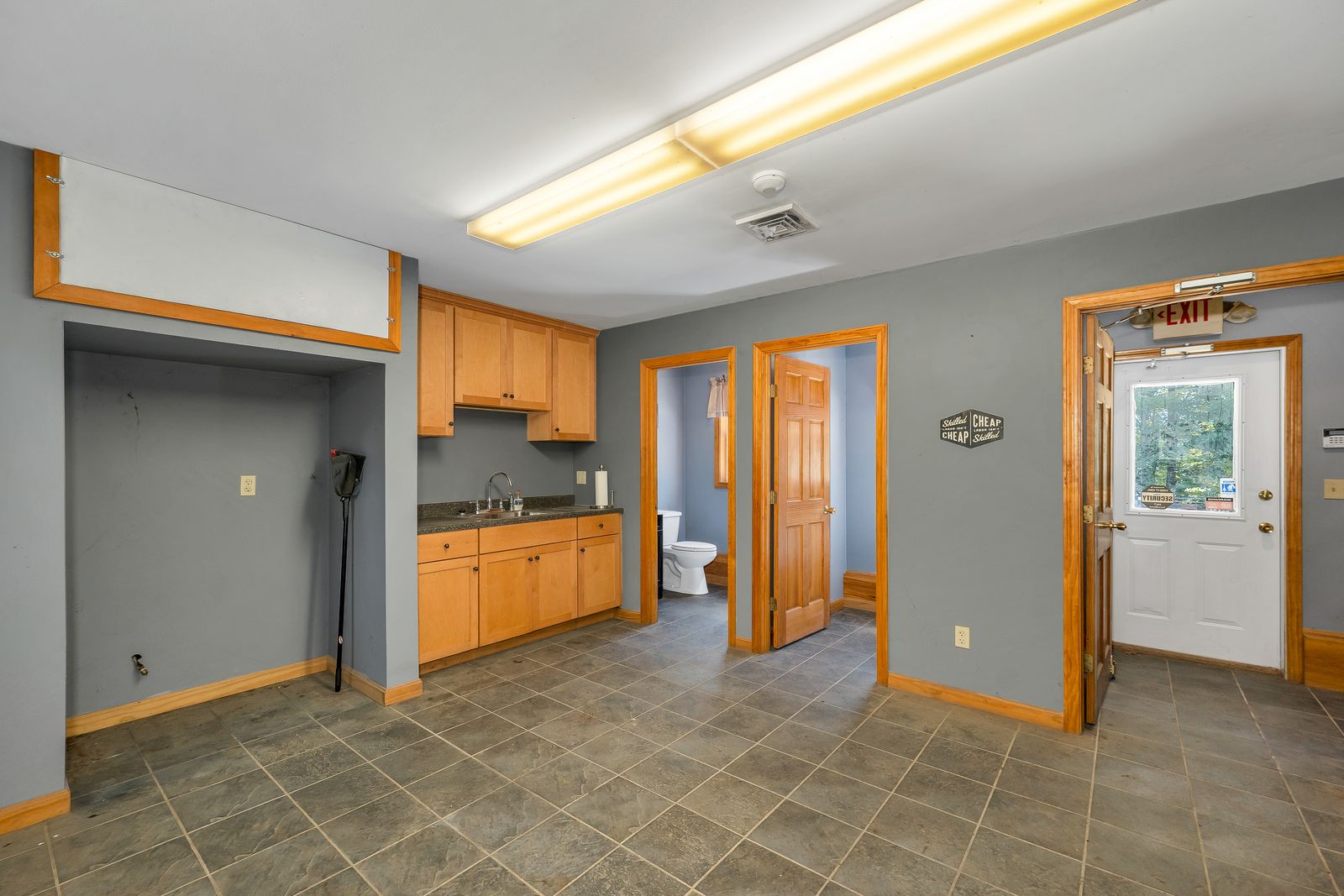 Photo 14 of 147 Middle Rd, Tuftonboro, NH
