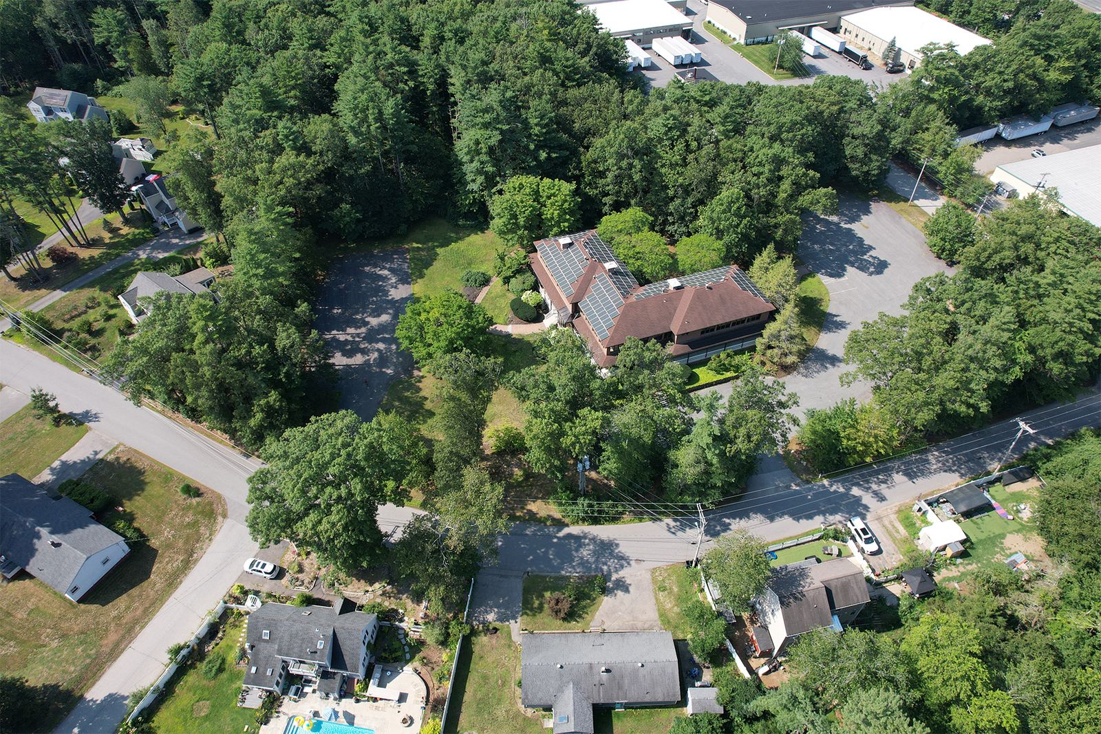 Photo 11 of 135 Folly Mill Rd, Seabrook, NH 03874