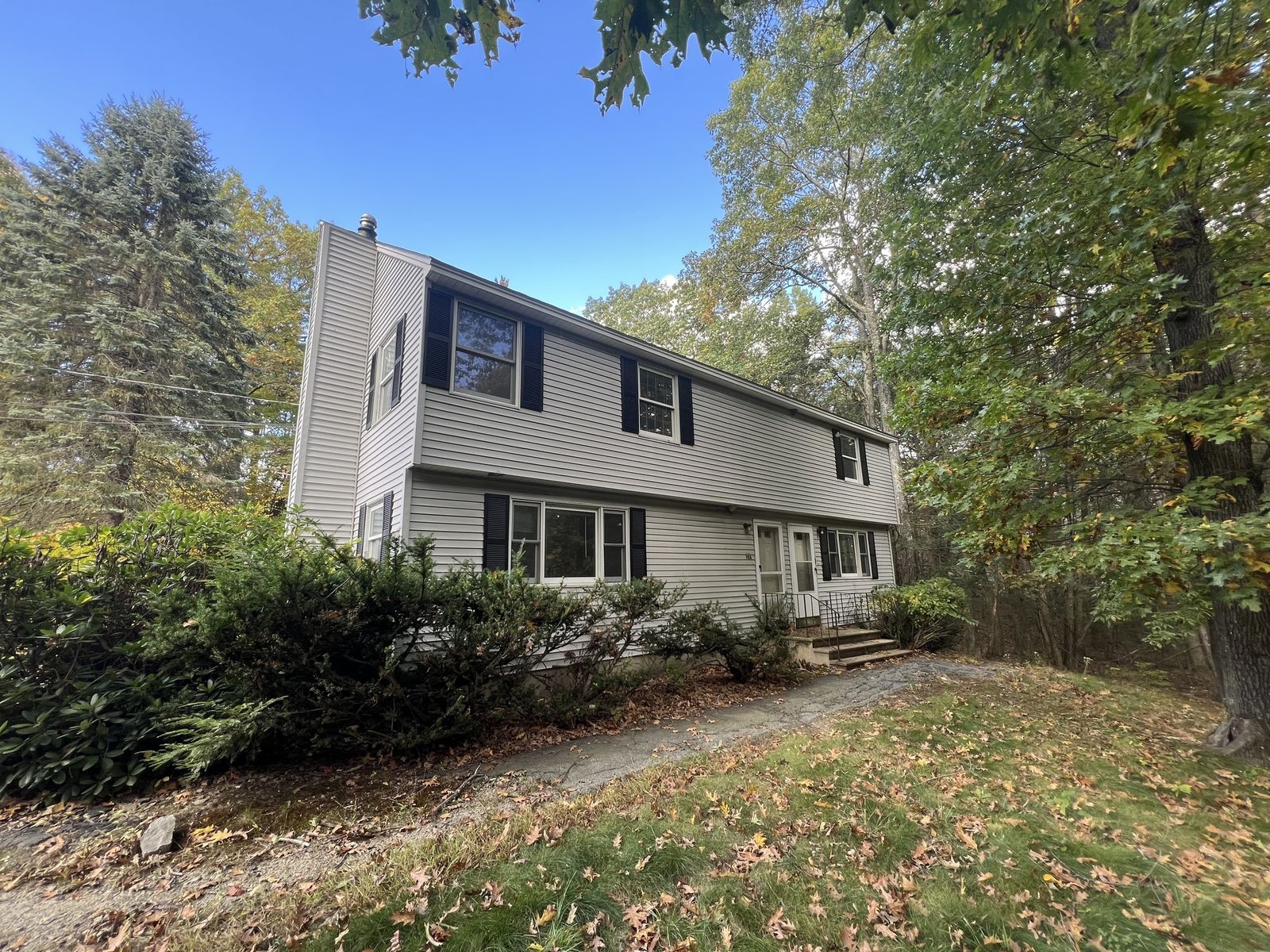Photo 3 of 98 Wason Rd, Hudson, NH 03051