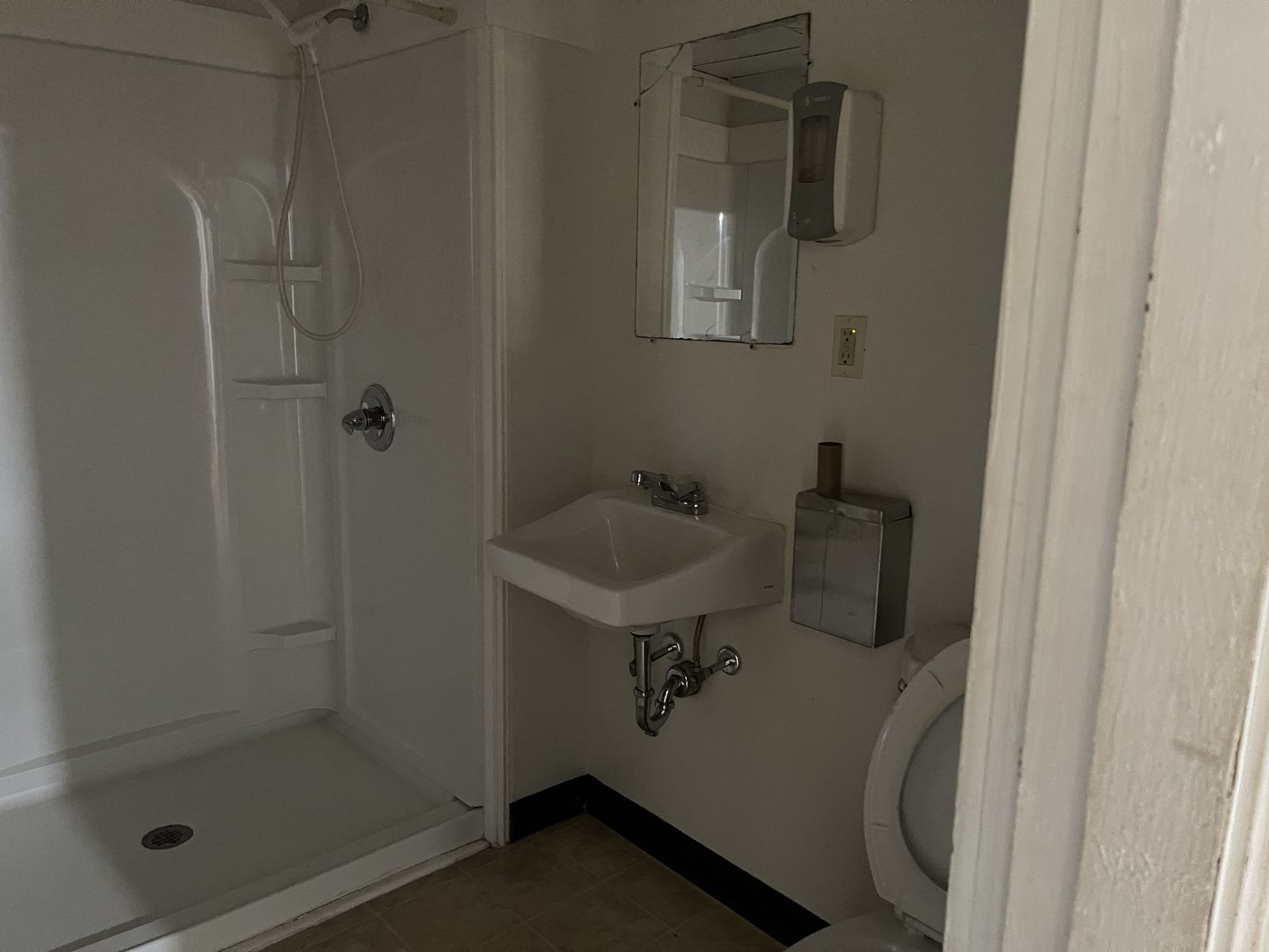 Photo 14 of Prime Real Estate