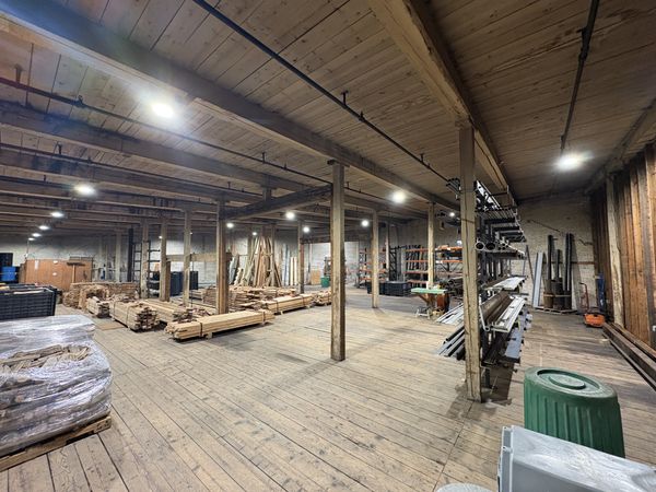 Storage/Flex Space - 6,500± SF