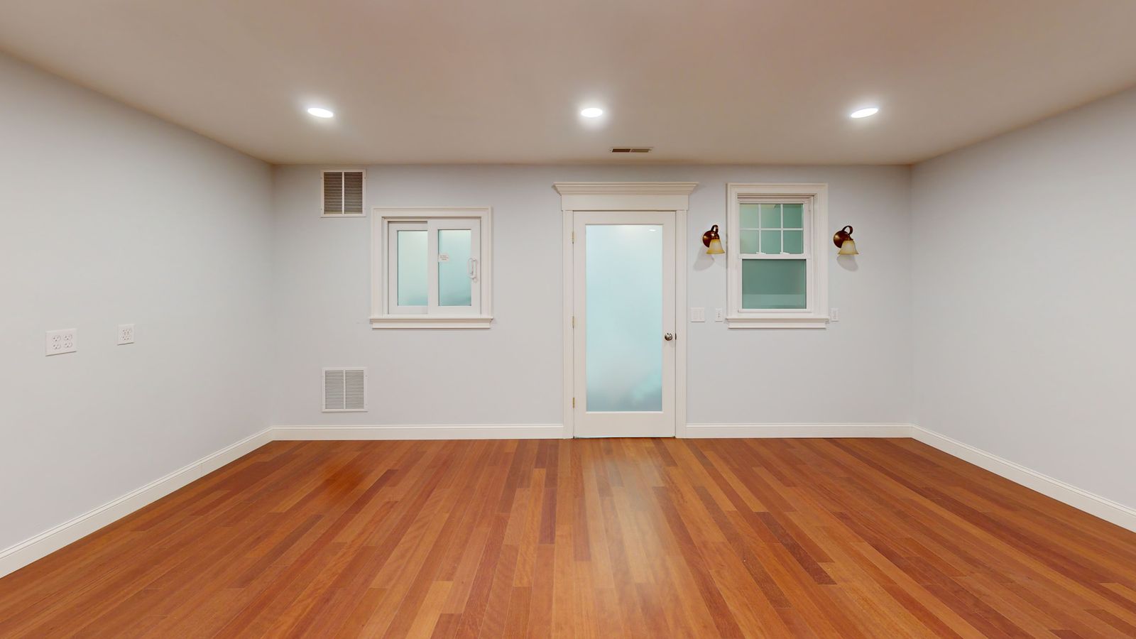 Photo 4 of Prime 1000 +/- Square Foot Office Space Available