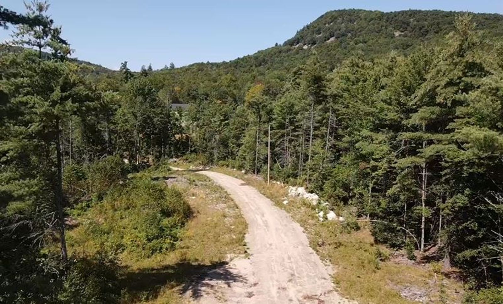 Photo 6 of 37 Alpine Dr