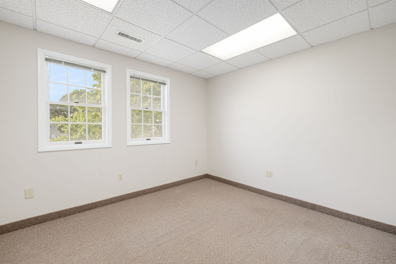 Photo 34 of Office Suite in Prime Location