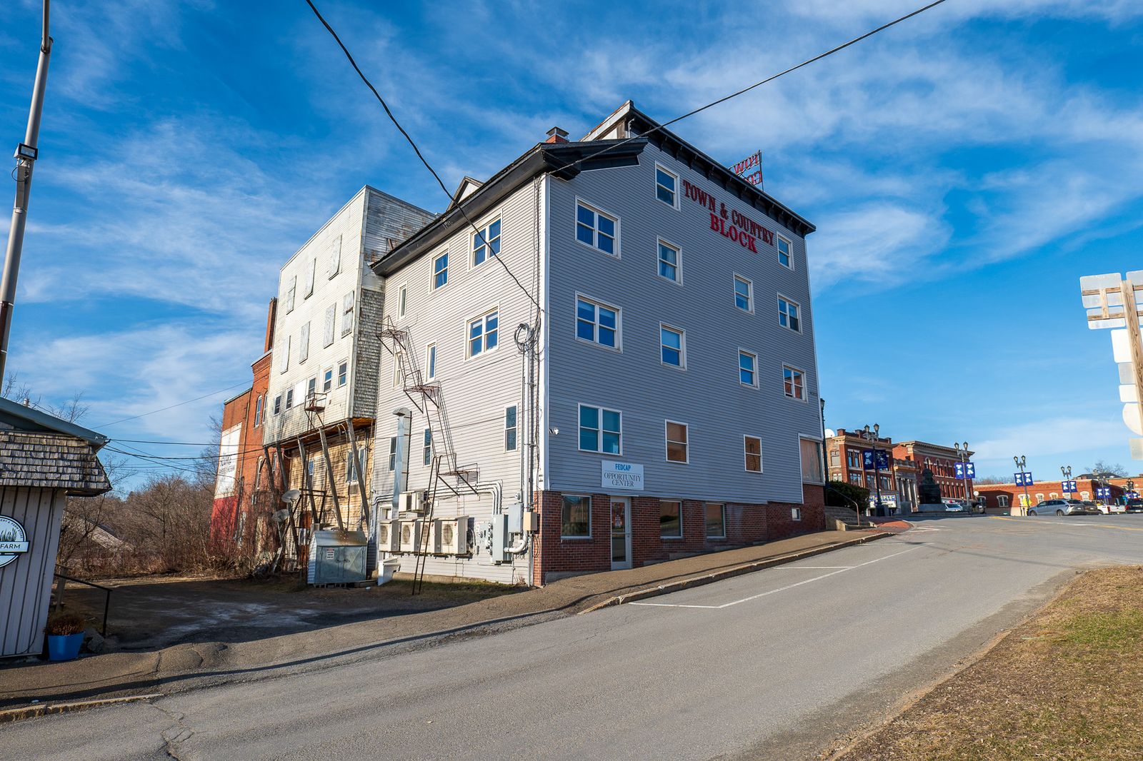 Photo 4 of 4 Market Square