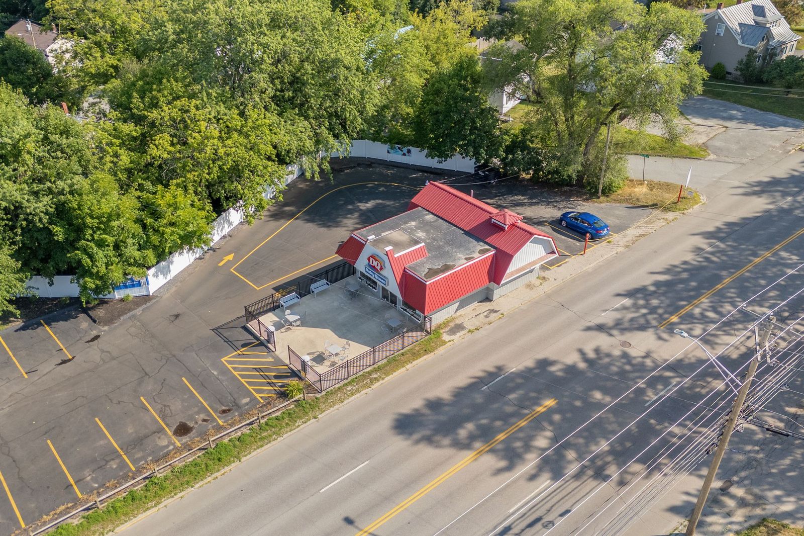 Photo 16 of Prime retail/service/ restaurant drive thru opportunity Waterville Maine. 