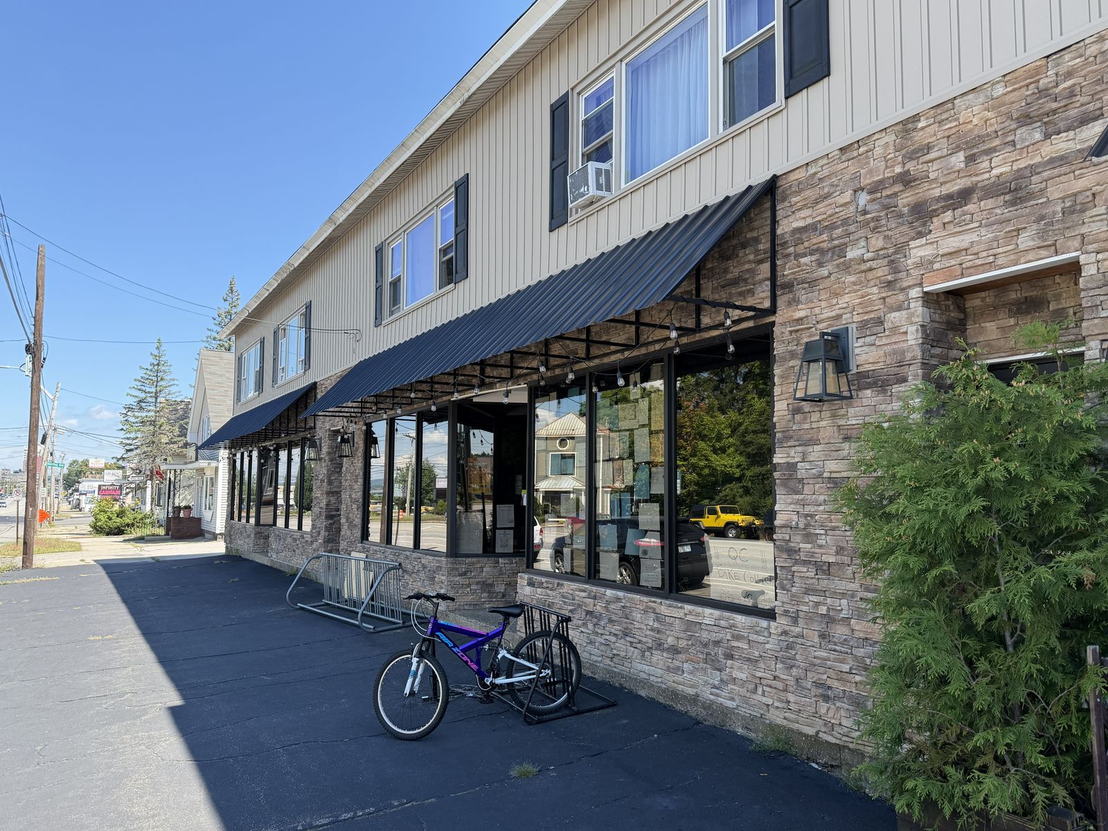 Photo 4 of Mixed-Use | 13,998SF