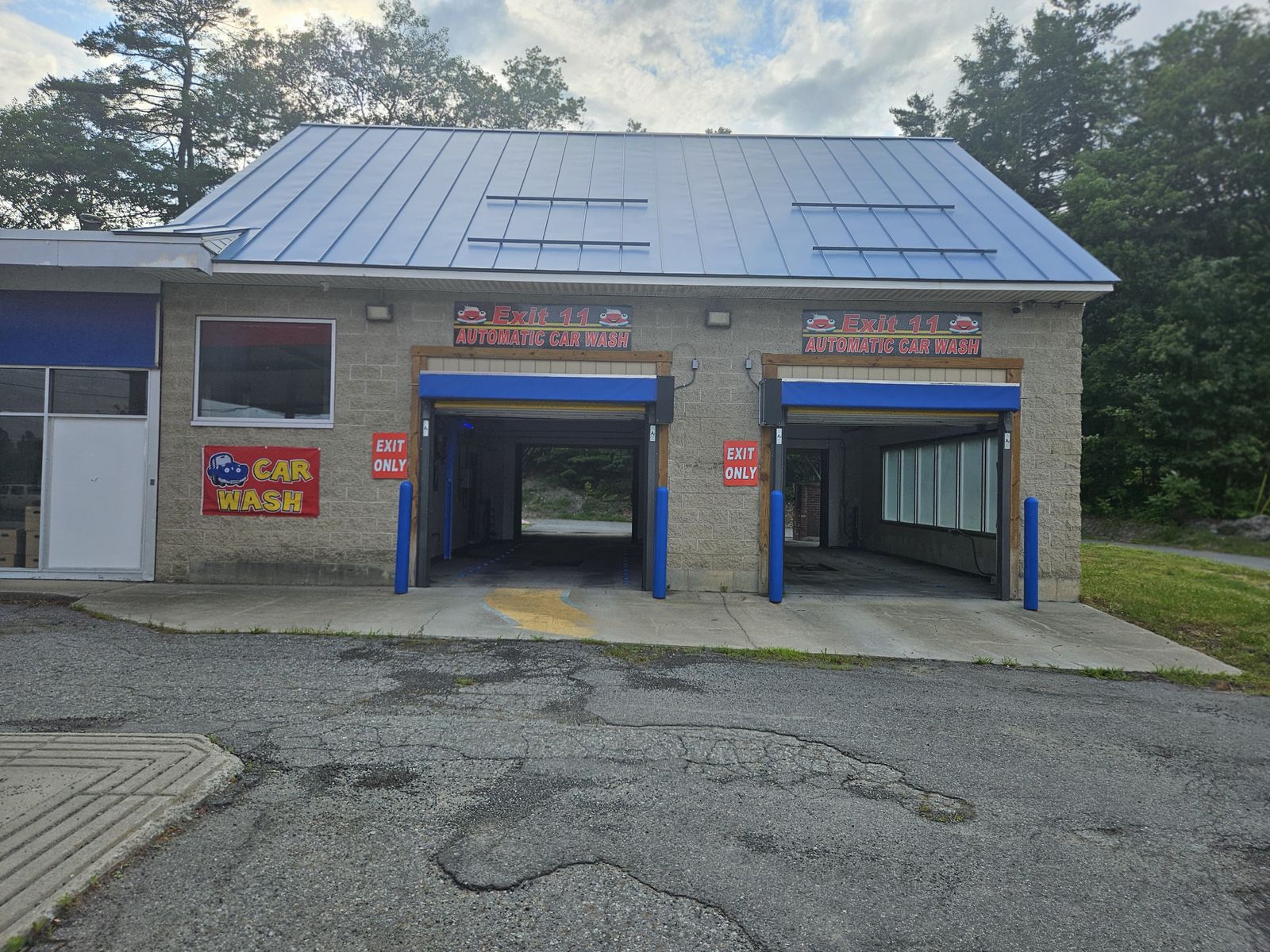 Photo 24 of Retail site w drive thru capable