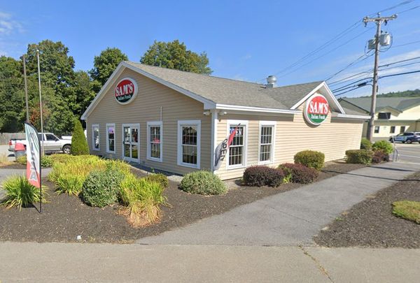 Retail/Restaurant Building