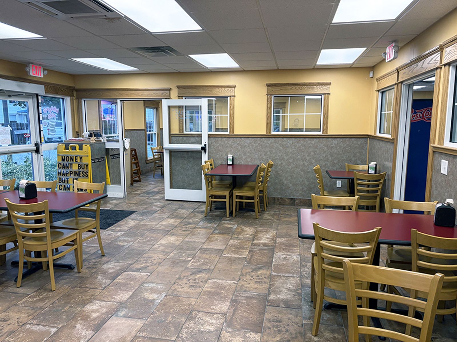 Photo 4 of Retail/Restaurant Building