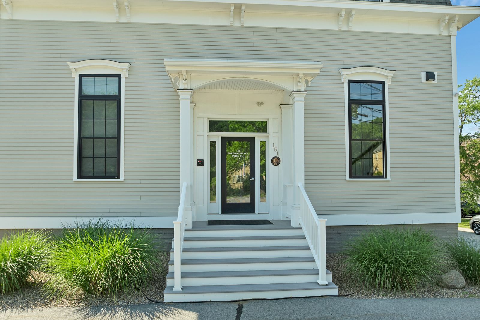 Photo 55 of 147 Portsmouth Ave