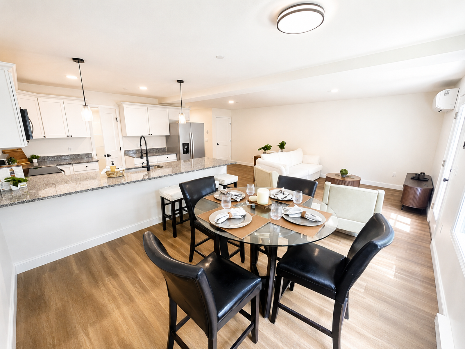 Photo 4 of Ideal 1031 Tax Exchange Sale/Leaseback Property 