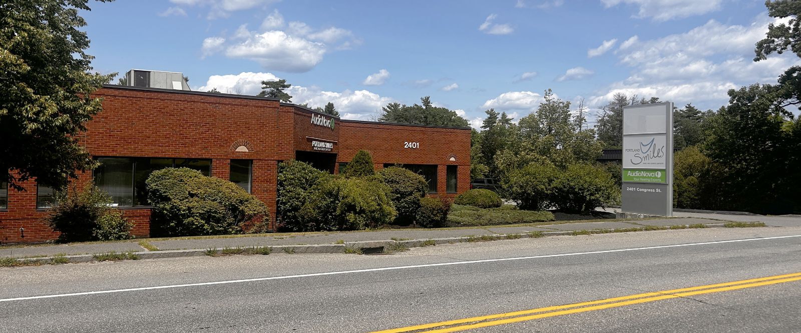 Photo 2 of 1,700 SF Office Condo For Lease
