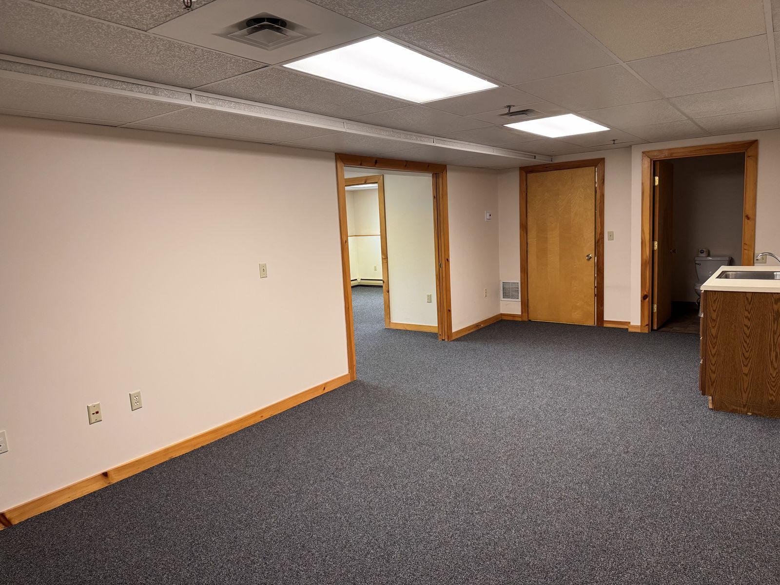 Photo 2 of FOR LEASE: PROFESSIONAL OFFICE SUITE