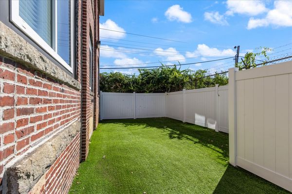 37 Stevens Street