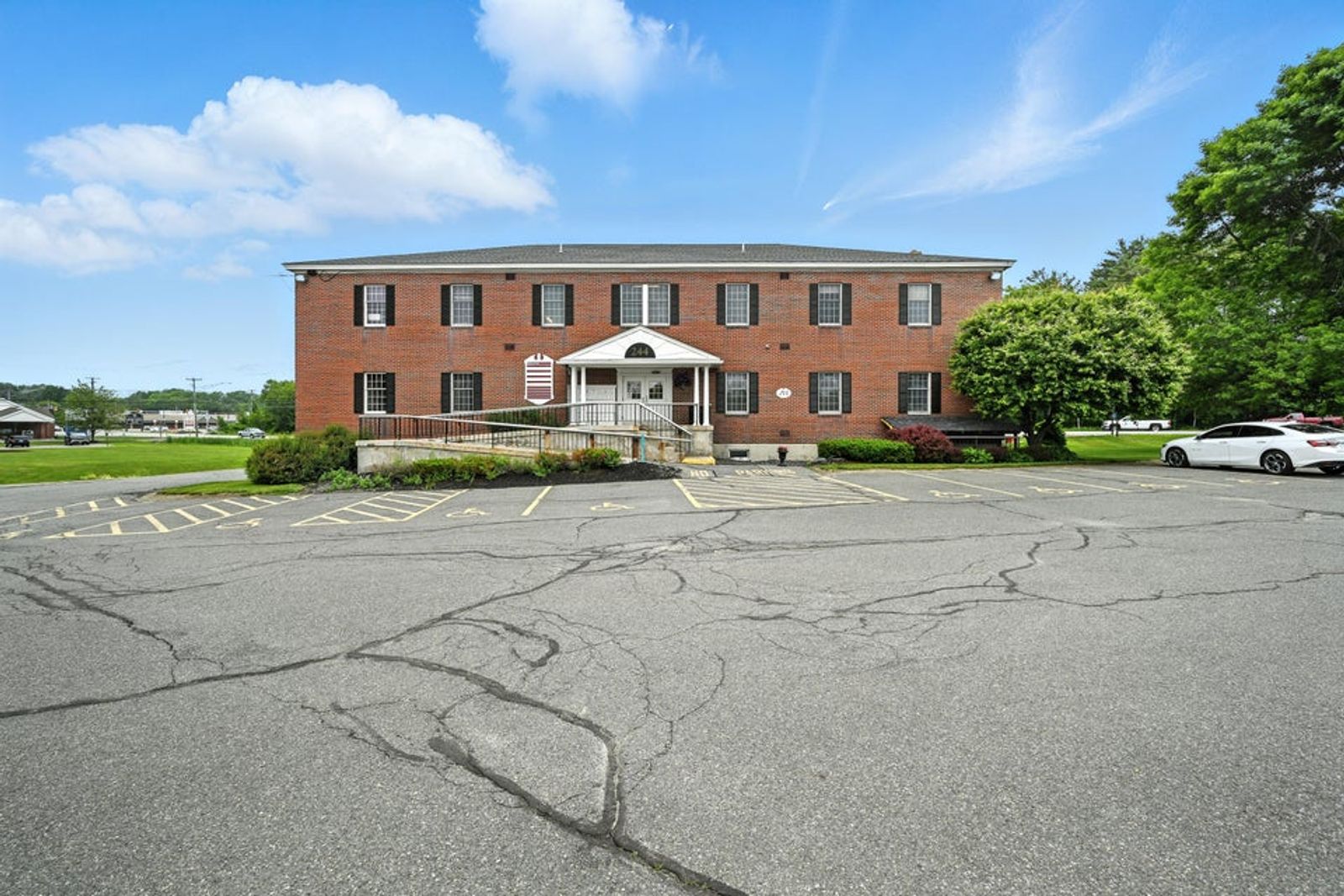 Photo 5 of 244 Kennedy Memorial Drive Unit 201-204