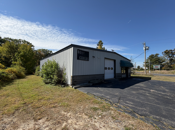 FOR SALE: Industrial Building
