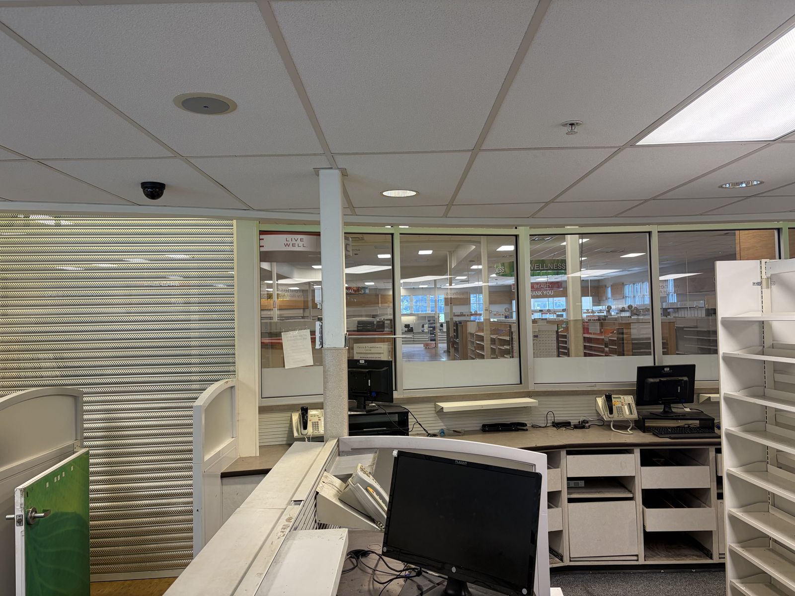 Photo 13 of Former Rite-Aid For Lease