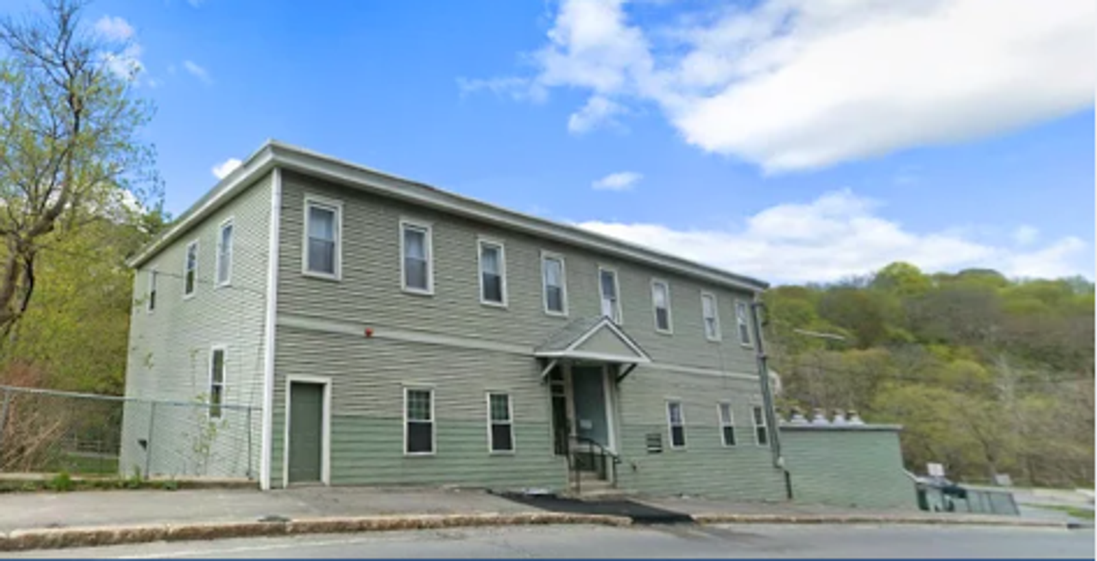 Photo 1 of 408 Harlow Street