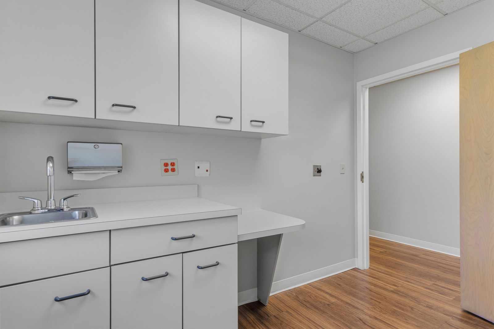 Photo 44 of TurnKey Office in Prime Location