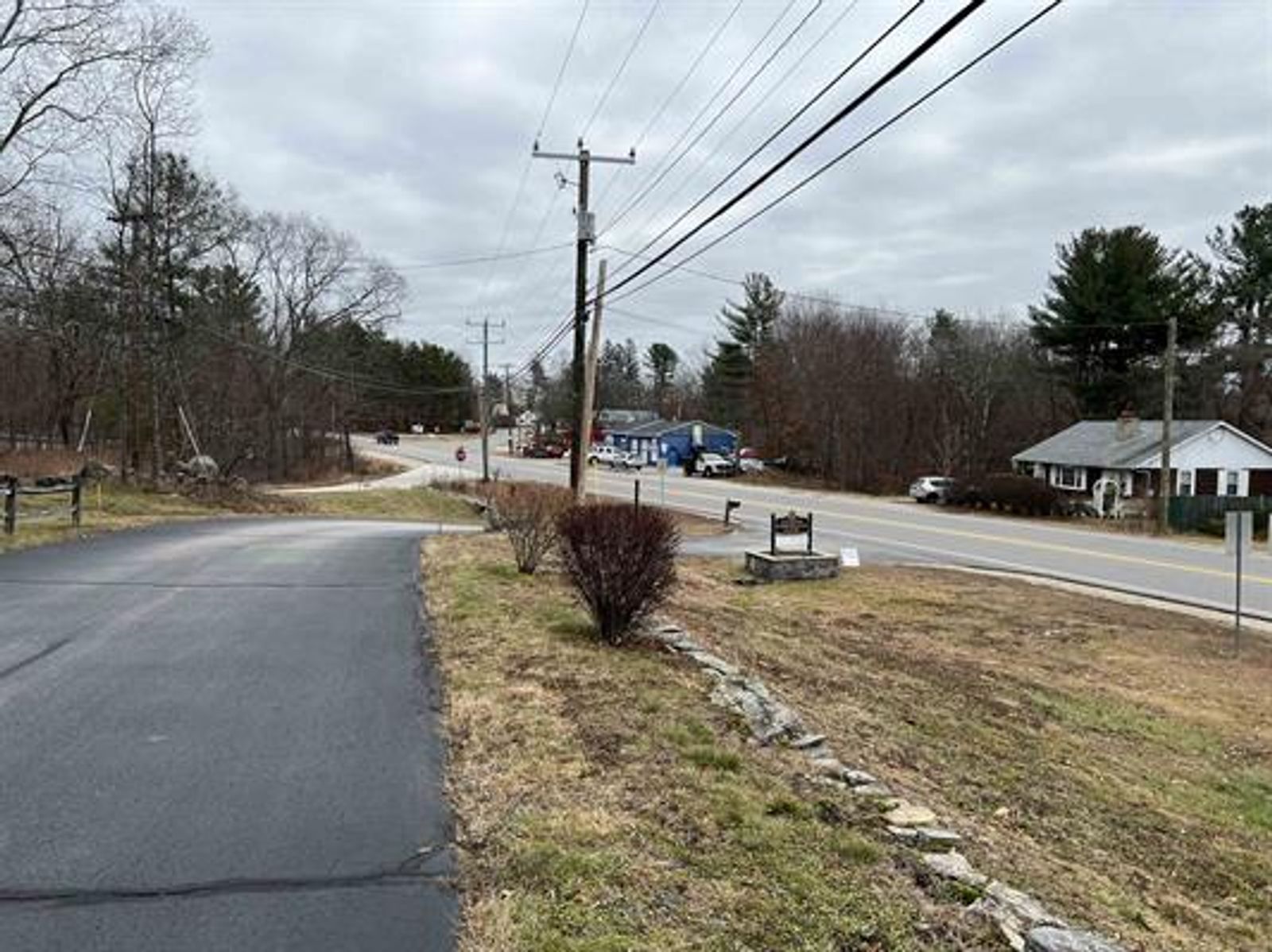 Photo 10 of 151 Route 27