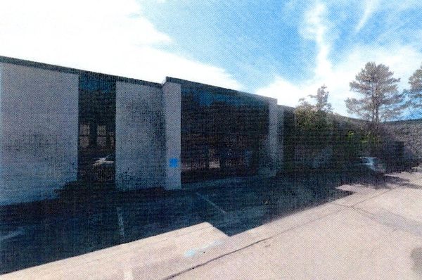 Office-Showroom-Warehouse for Lease