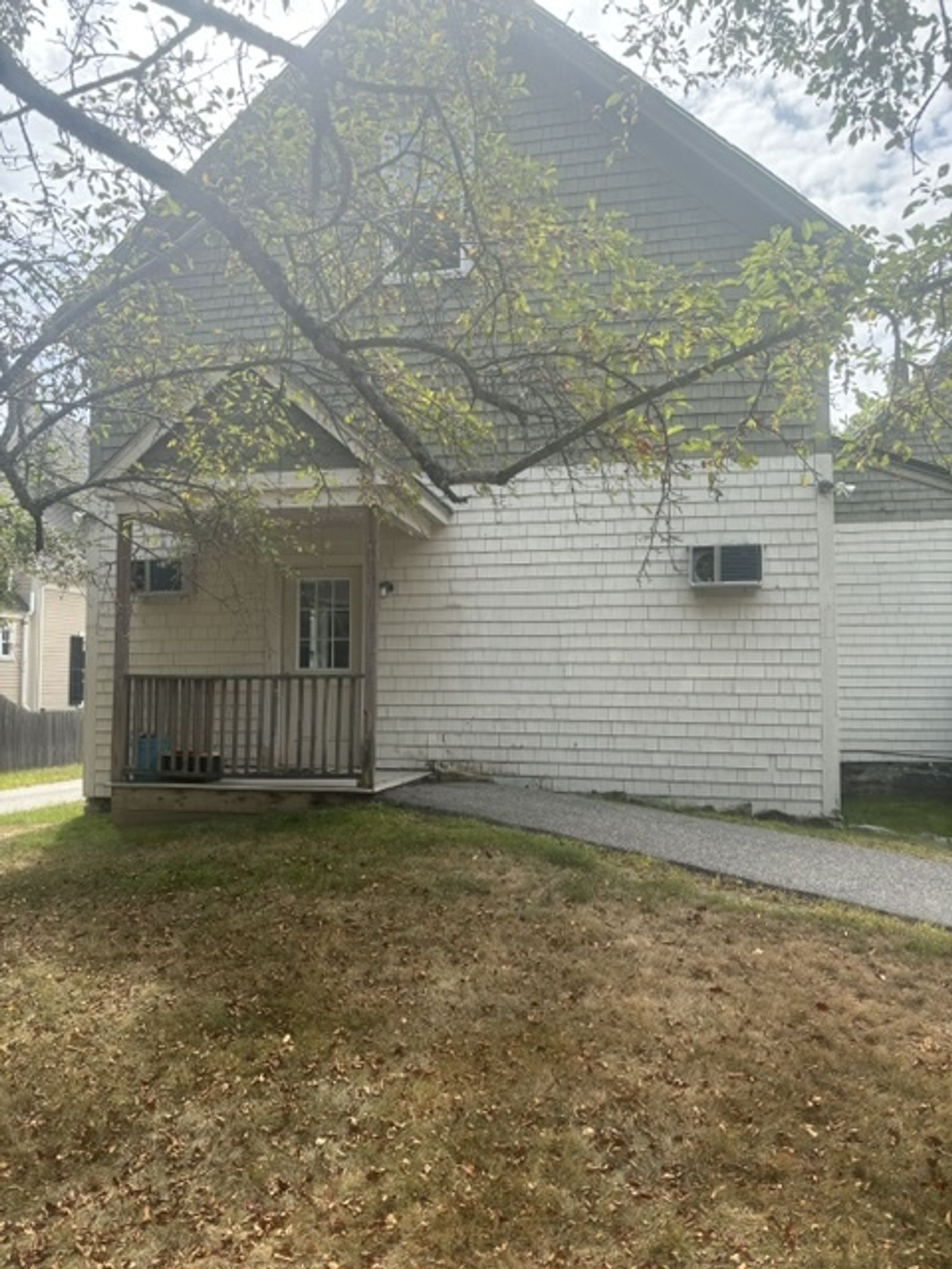 Photo 7 of 44 Elm Street