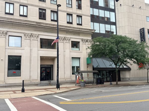 Landmark Banking / Financial Services Space For Lease