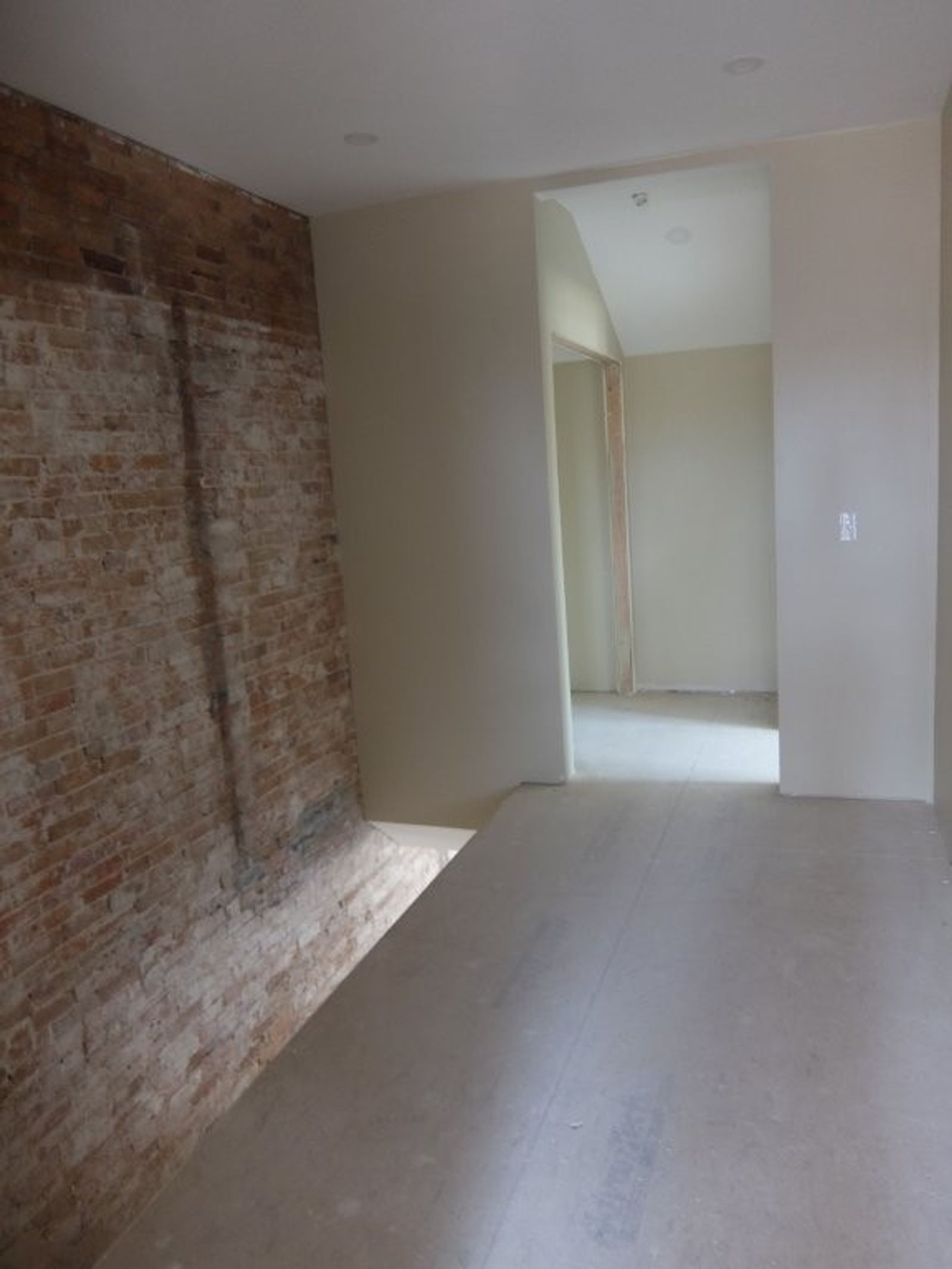 Photo 21 of 126 Danforth St