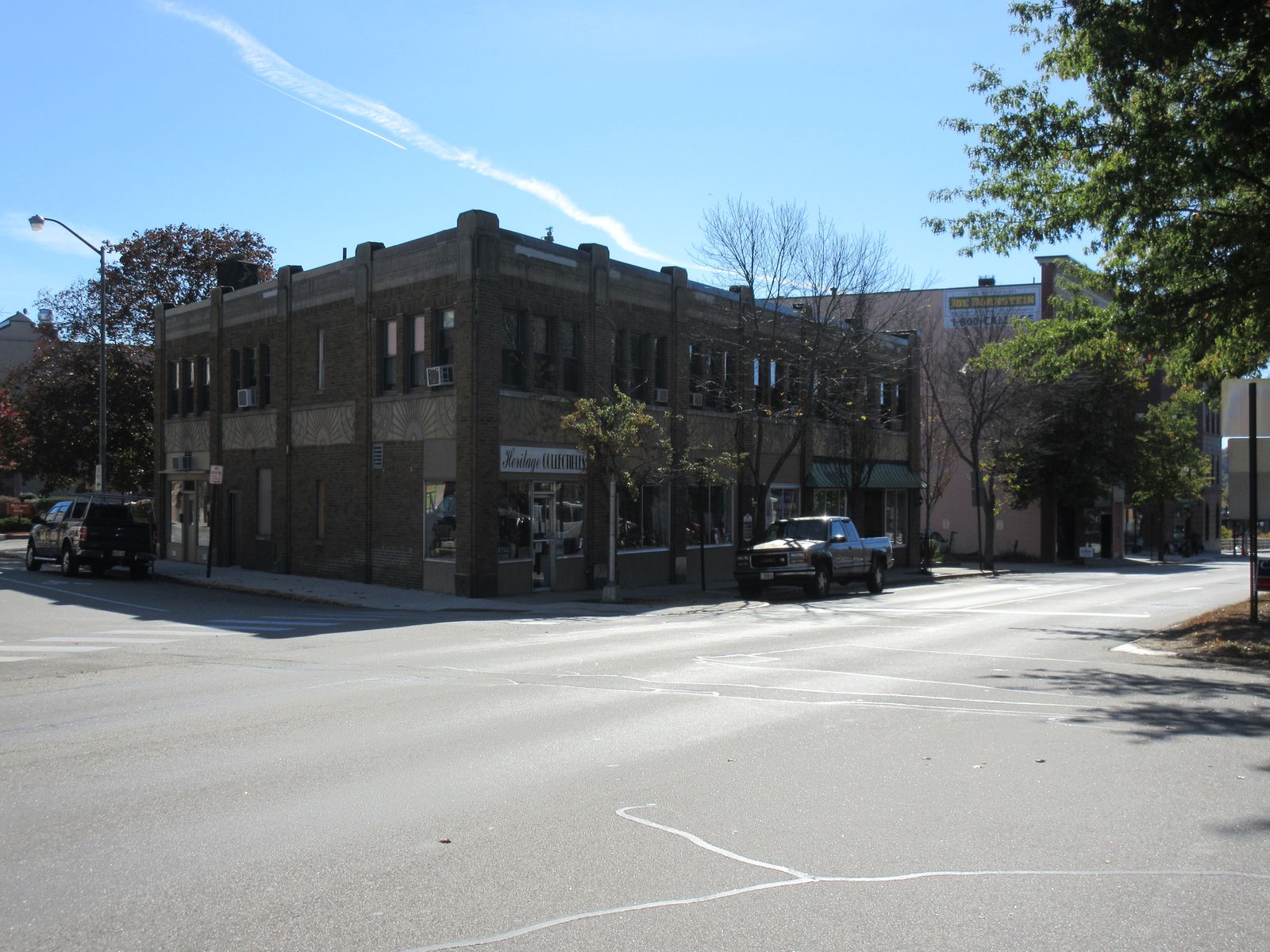 Photo 13 of 183 Main St