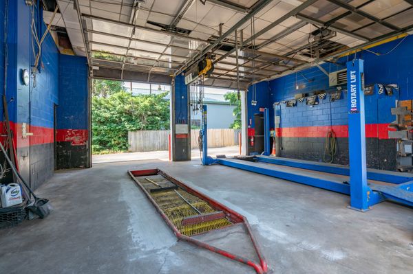 386 Daniel Webster Hwy.