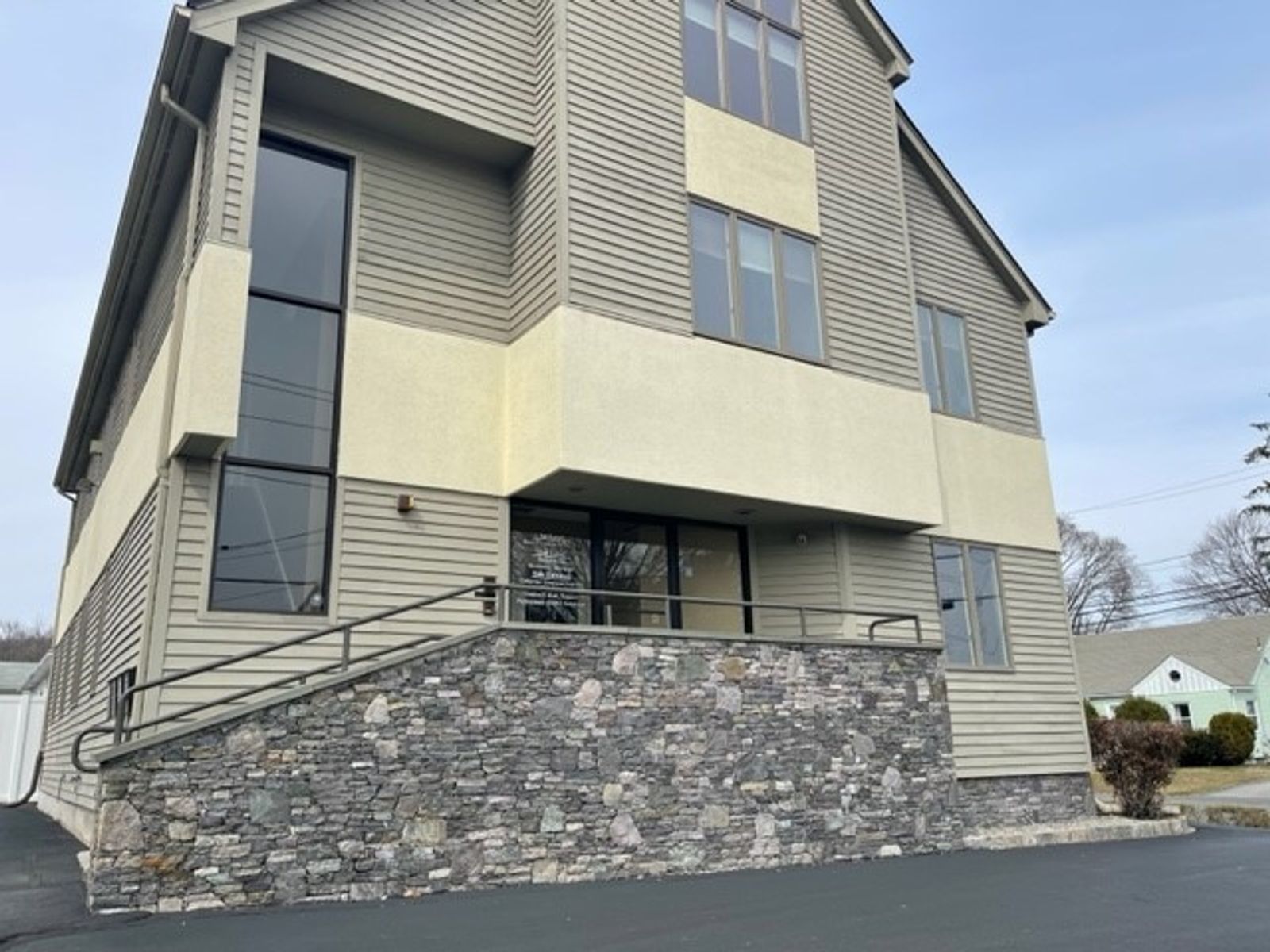 Photo 13 of 1215 Reservoir Ave