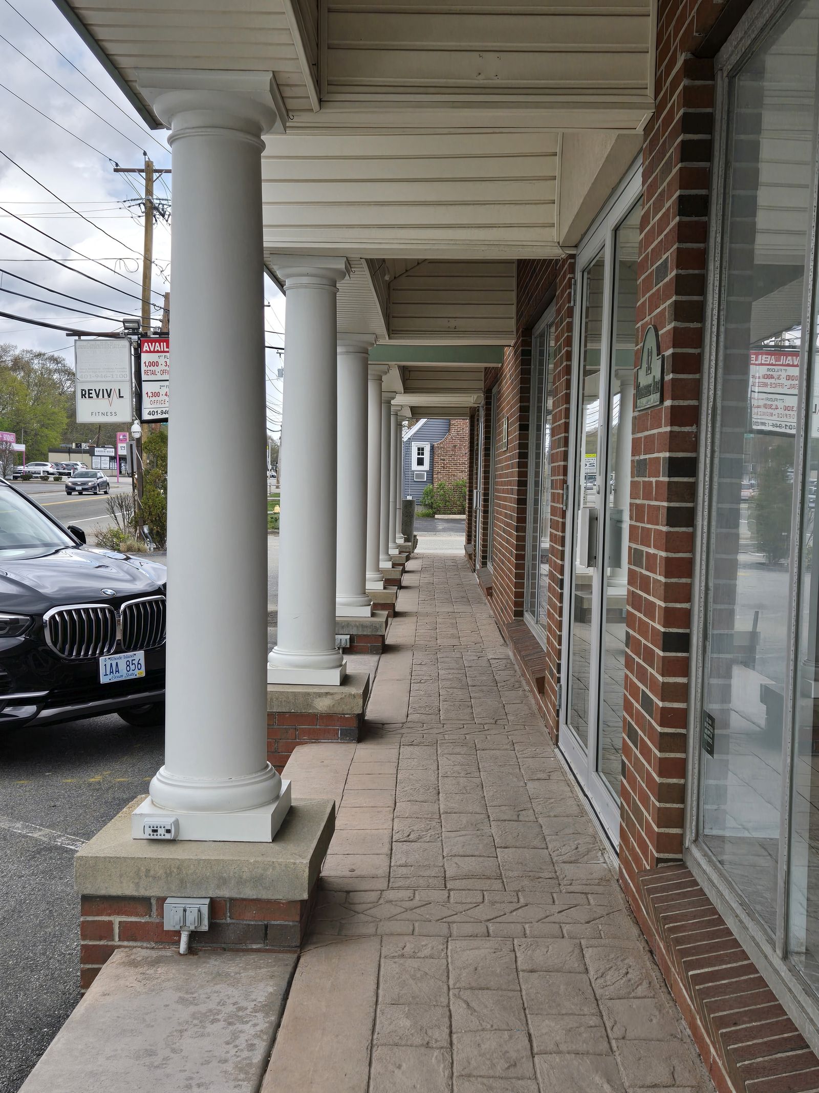Photo 13 of 800 Oaklawn Ave