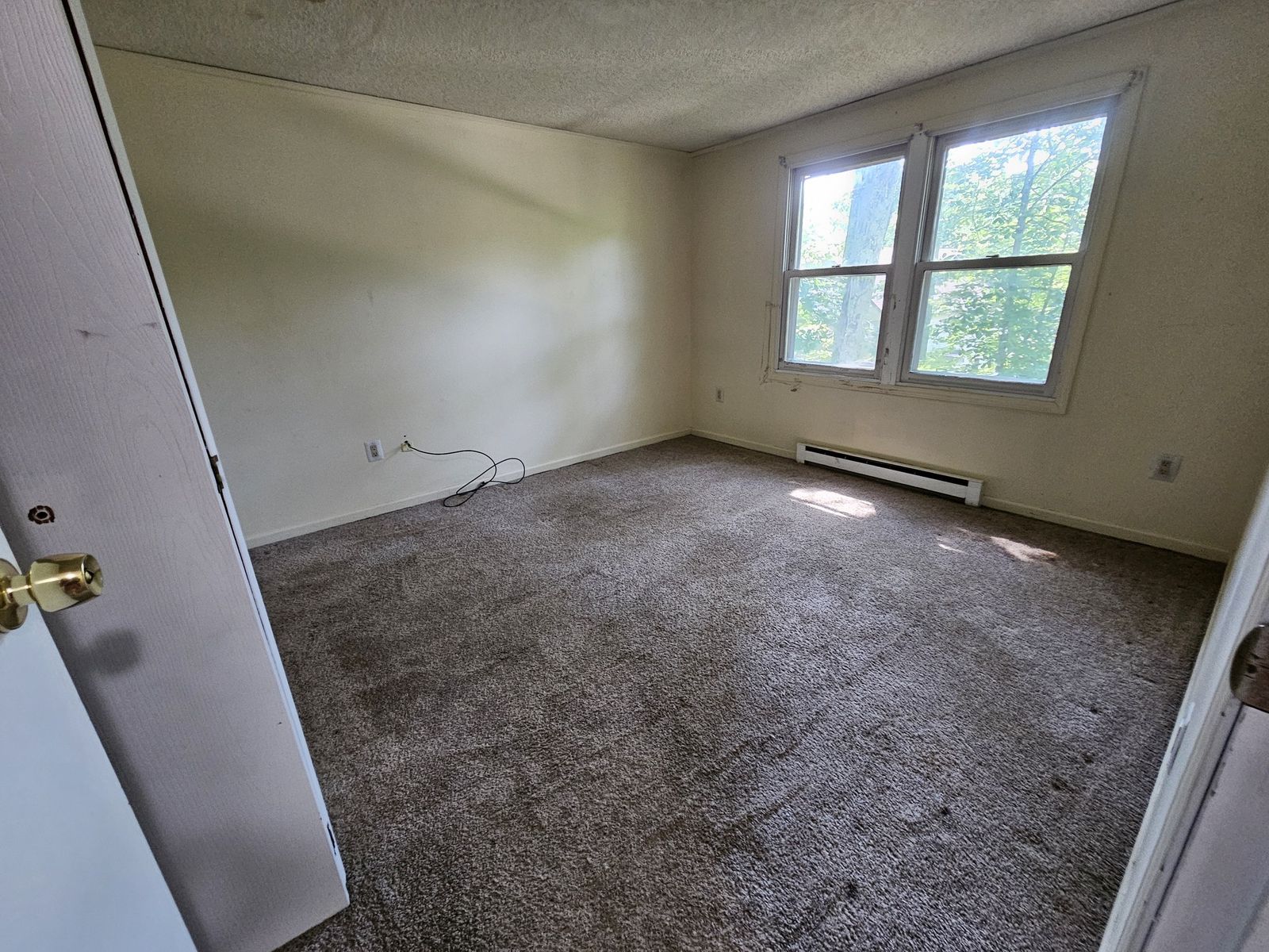 Photo 32 of 94 Wason Rd, Hudson, NH 03051
