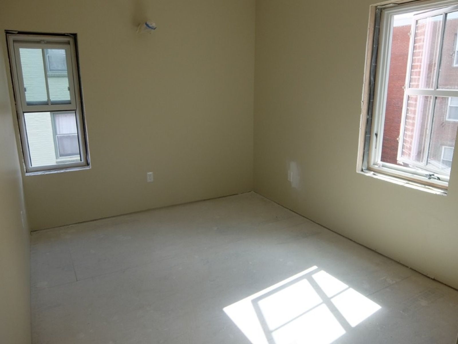 Photo 14 of 126 Danforth St