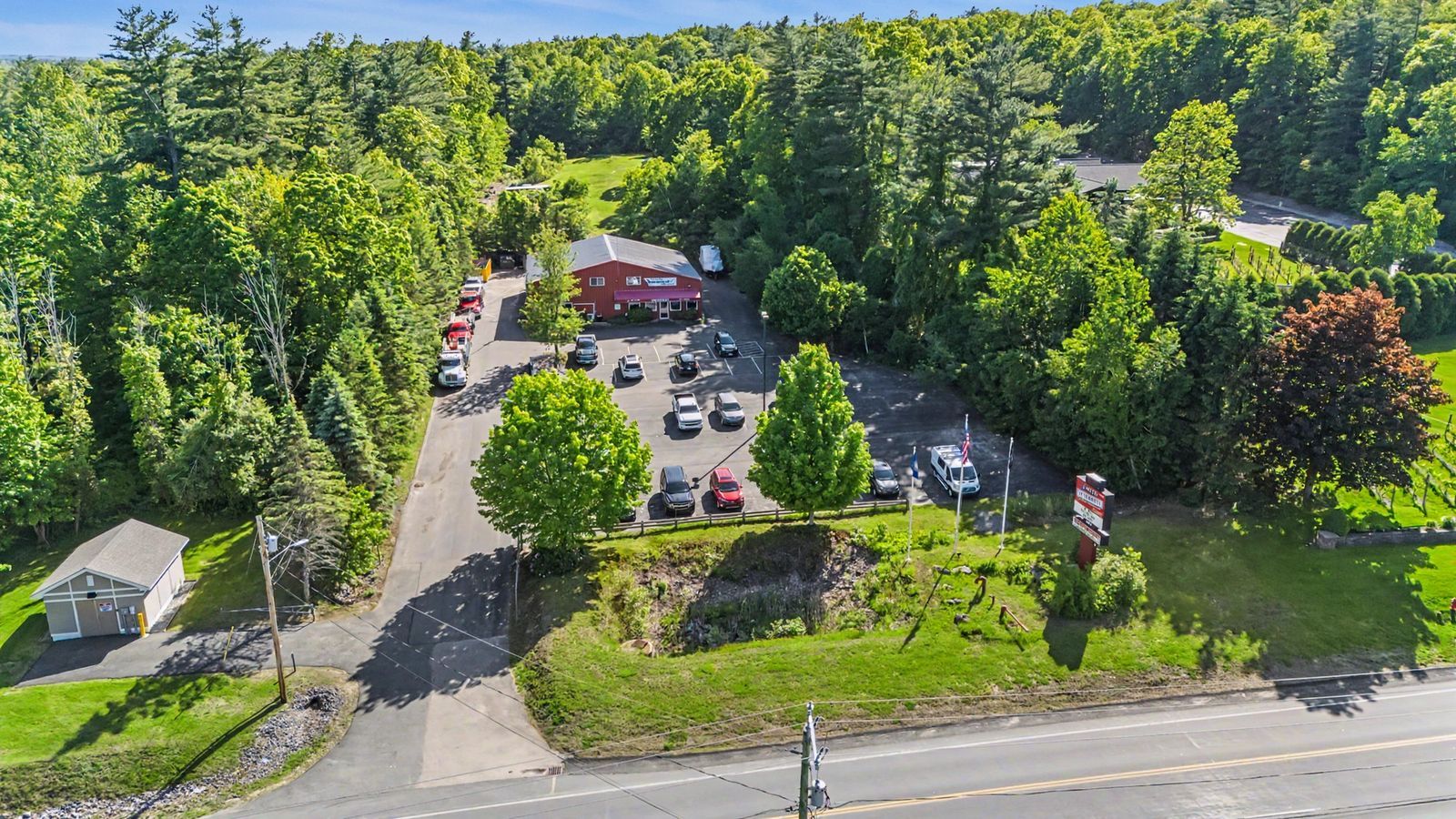 Photo 3 of 203 Rockingham Rd.
