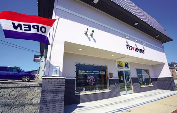 High Visibility Retail Storefront