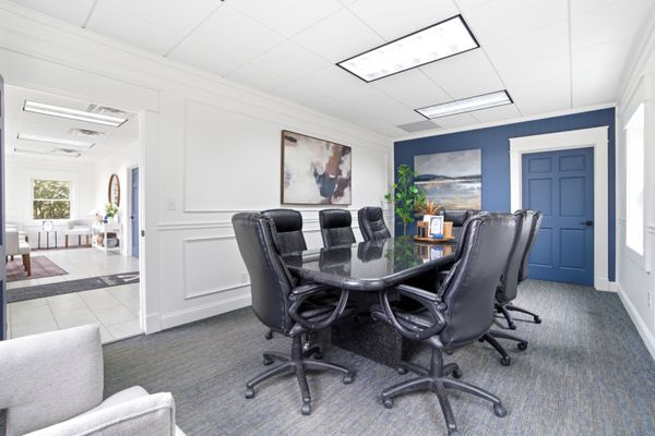 8 Chestnut Dr.