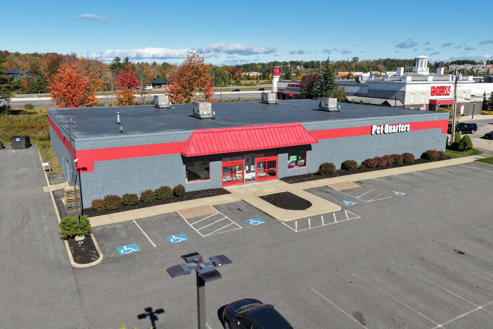 Photo 2 of 15,000± SF Retail Building
