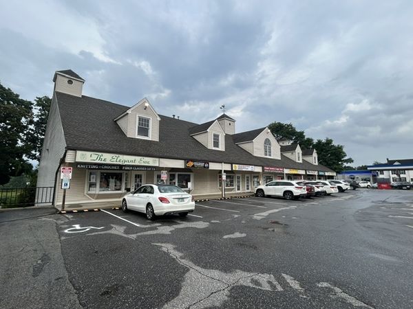 1,400 SF Unit 3 Concord Square Retail Plaza