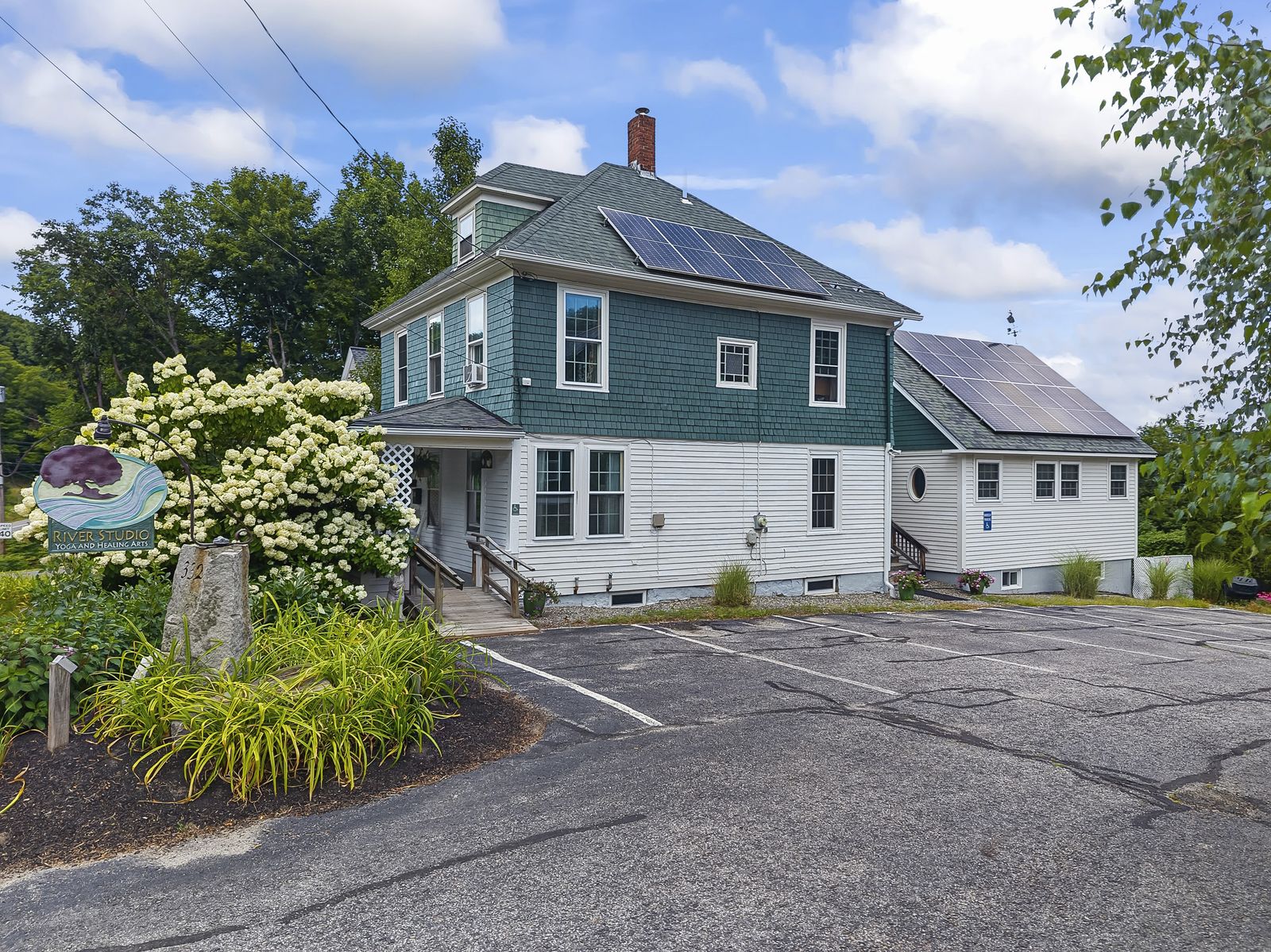 Photo 4 of 332 Water Street Hallowell, ME 04347