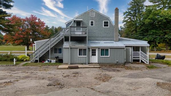 Single Family with Detached 3-Unit Apartment Building!