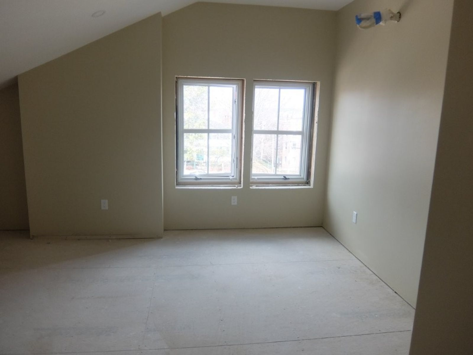 Photo 22 of 126 Danforth St