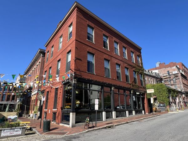 Lower Level Retail Space For Lease